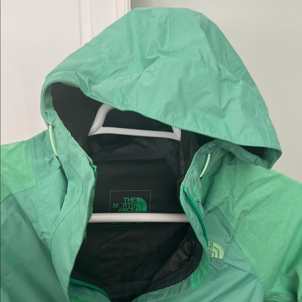 THE NORTH FACE | Two-Toned Mint Green Women's Windbreaker Size S - Picture 2 of 12
